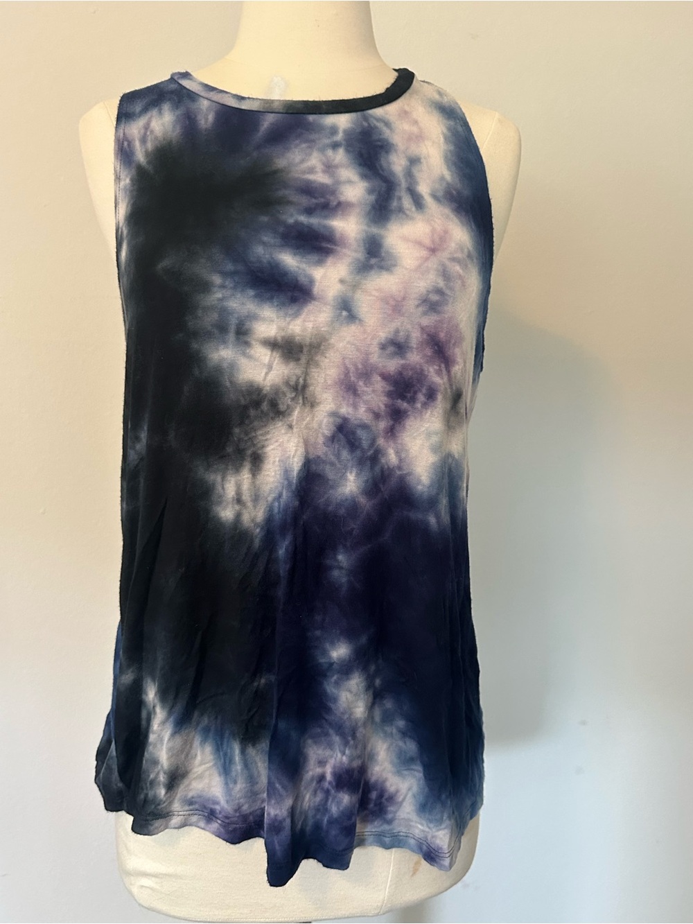 Sleeveless Tie-Dye Tank Top - Navy & White